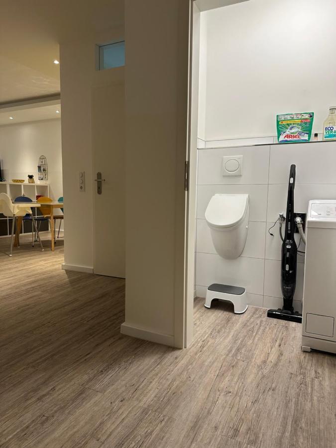 Am Kleinen Muehlenteich - Zentrale Ruhige Lage Mit Parkplatz Und Fahrraedern Apartment เฟลนส์บวร์ก ภายนอก รูปภาพ