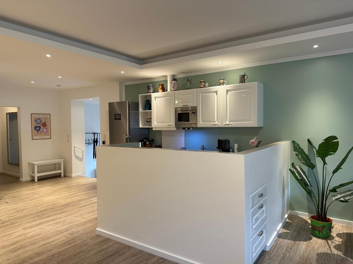 Am Kleinen Muehlenteich - Zentrale Ruhige Lage Mit Parkplatz Und Fahrraedern Apartment เฟลนส์บวร์ก ภายนอก รูปภาพ